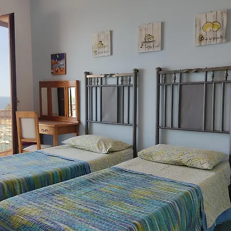 아파트 Seaview Stella Maris 아그로폴리