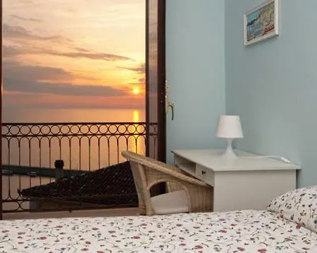 Apartment Seaview Stella Maris